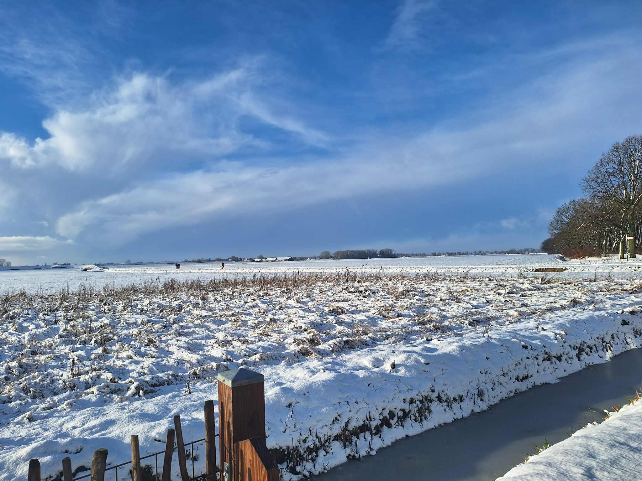 Chateau Lagarde sneeuwlandschap